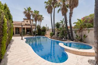 Chalet en La Flota. ^**^impresionante villa de lujo en altorreal con piscina y spa^*